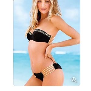 BEAUTIFUL VICTORIA'S SECRET BIKINI